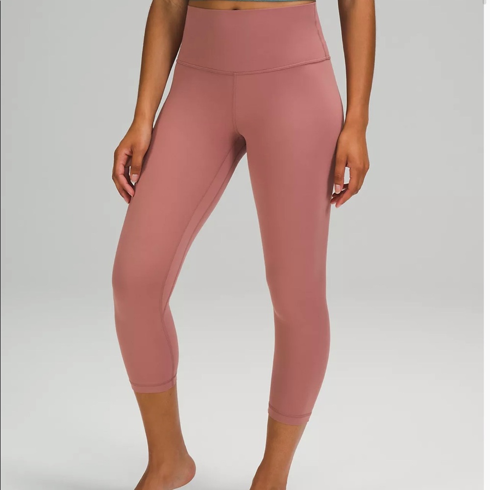 lululemon cropped leggings